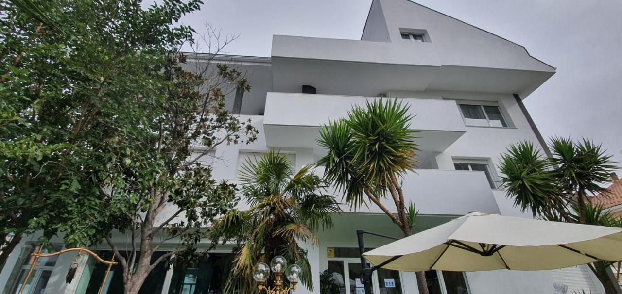 Hostal Escala Suites Madri Exterior foto