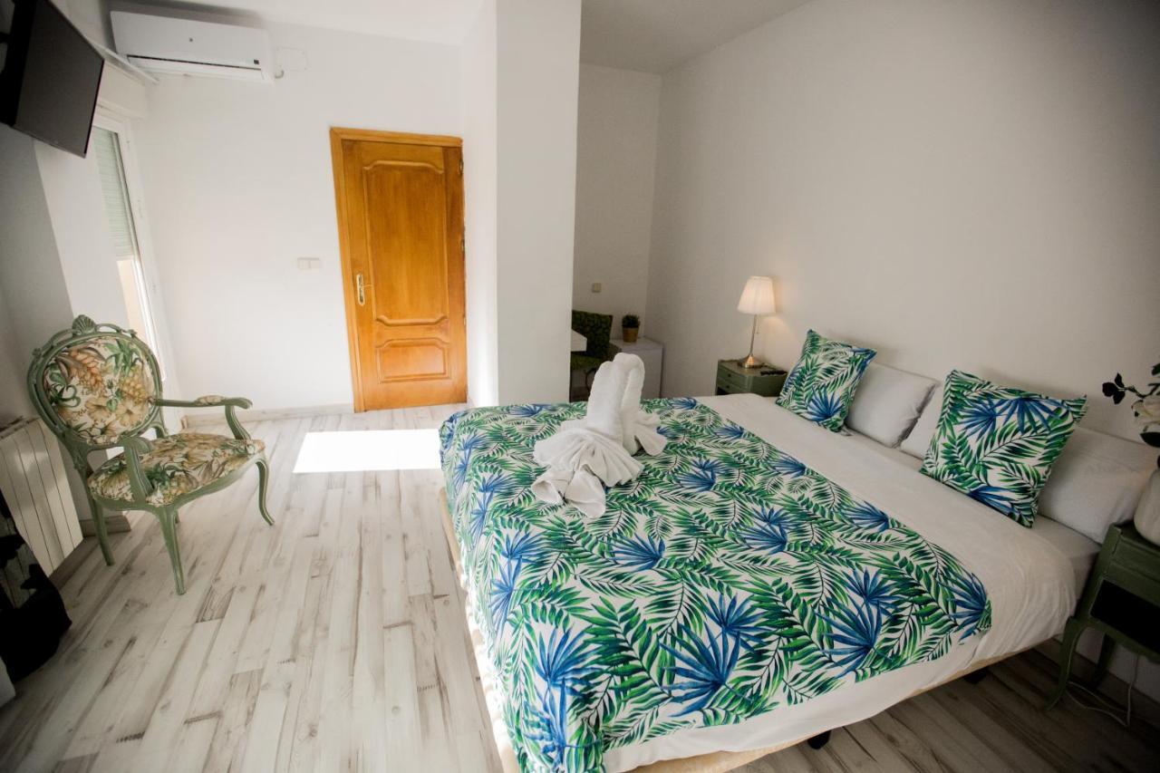 Hostal Escala Suites Madri Exterior foto